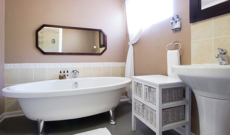 Pams Bay: Double Room - Bath&Shower Pams Bay - Bathroom