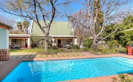 Sunninghill Guest Lodge image