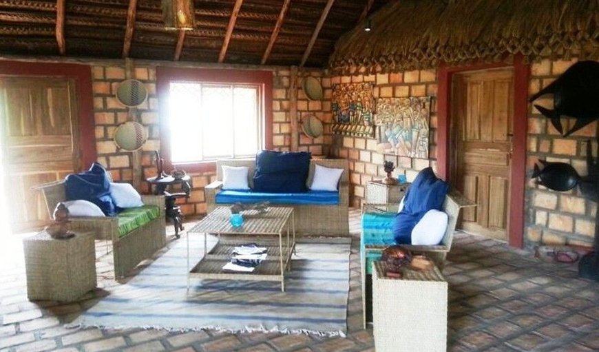 Casa De Cocos lodge that sleeps 14 guests: Lounge Area