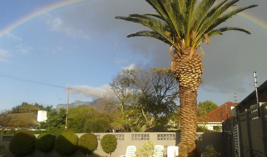 Brookdale House is situated in the "garden city" suburb of Pinelands, centrally located between the northern and southern suburbs of Cape Town. Brookdale House is situated in the "garden city" suburb of Pinelands, centrally located between the northern and southern suburbs of Cape Town.