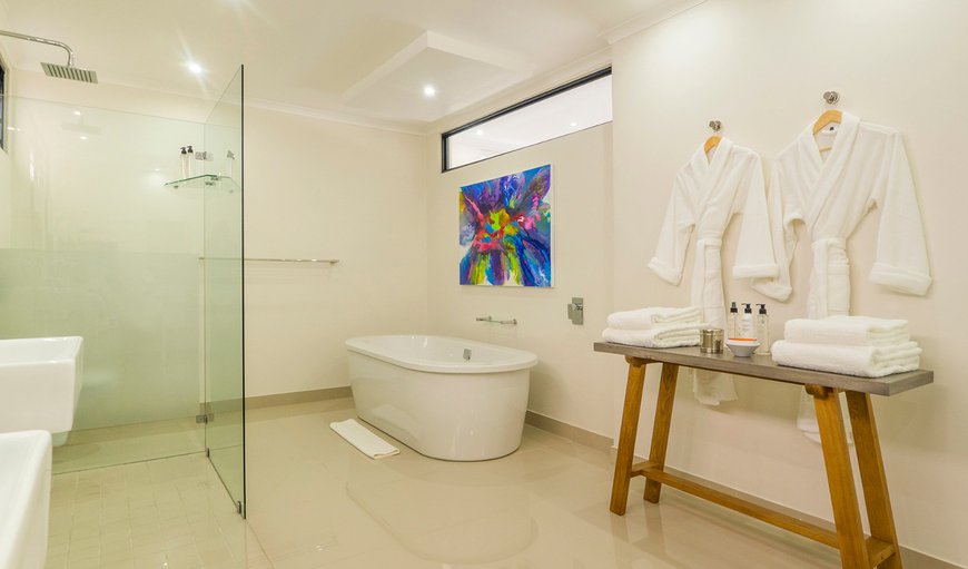 TheBloem Suite One - The full size bathroom offers a freestanding bath with a shower cubicle and underfloor heating. TheBloem Suite One - The full size bathroom offers a freestanding bath with a shower cubicle and underfloor heating.