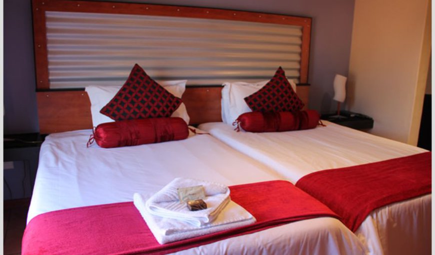 Standard Rooms: 2 Three Quarter Beds