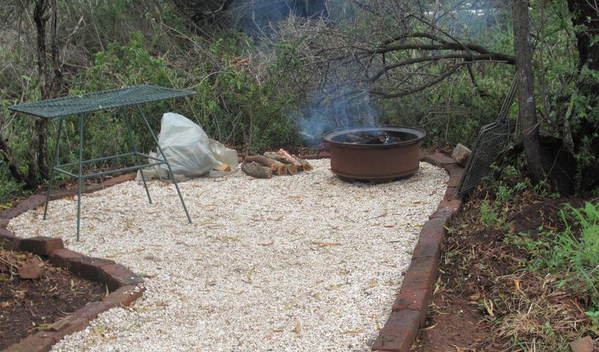 Luxury Tent: Barbeque area