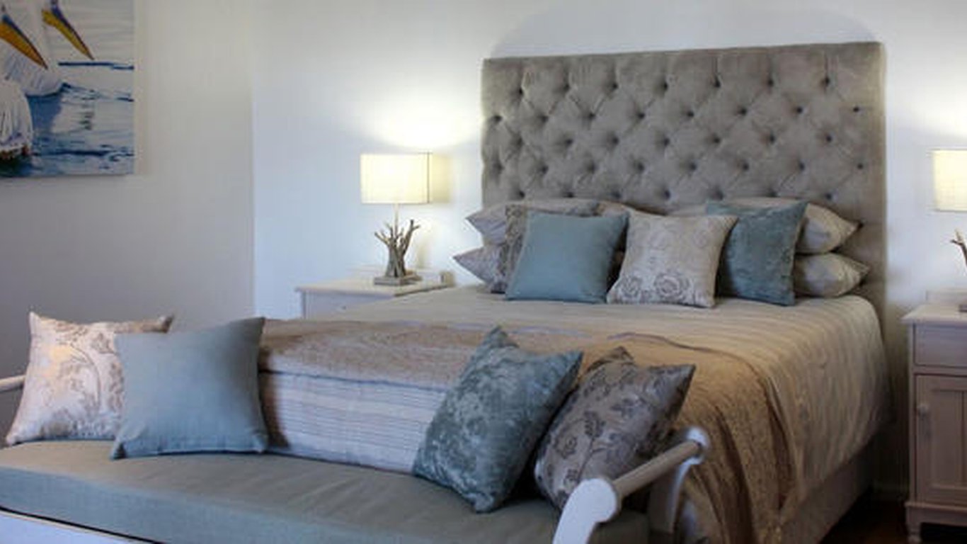 Russells On The Port In Velddrif Best Price Guaranteed