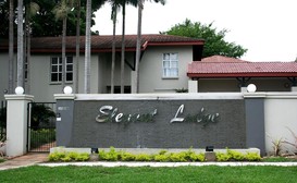 Elegant Lodge image