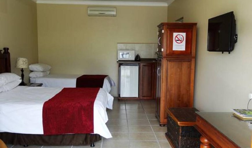 Standard Family Room: Shonalanga Lodge