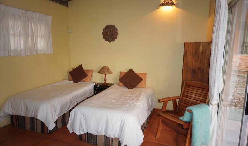 Two Bedroom Chalet: Bedroom with 2 single beds