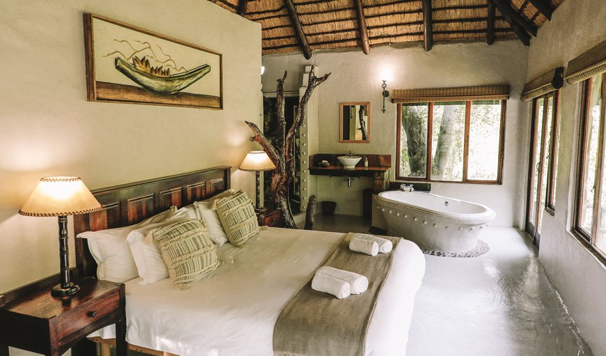 Fish Eagle Lodge | 8 Sleeper Private Lodge | Self-Catering: Fish Eagle Lodge | Self-Catering | Private Lodge for 8 guests