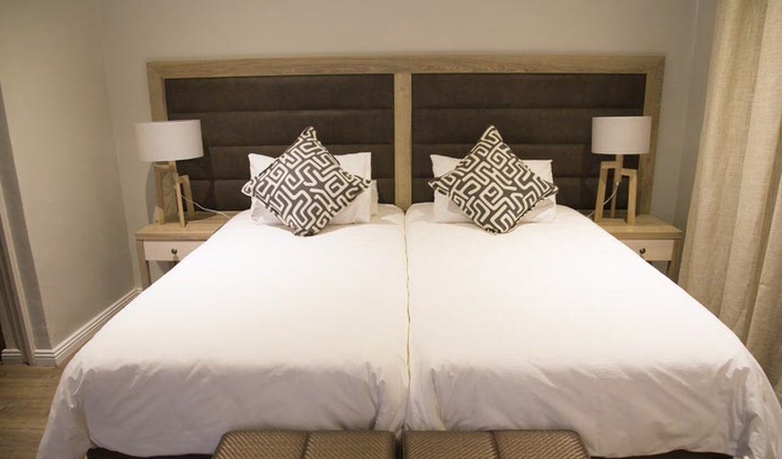 Standard Lodge Rooms: Our rooms are tastefully decorated and fitted with comfortable beds with soft sheets to offer you the best sleep possible - Standard Room Double bed