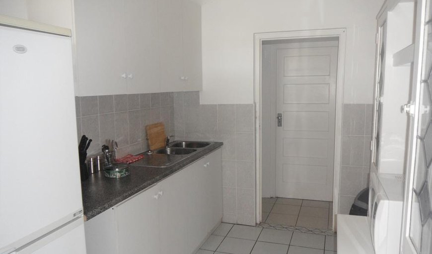 Apartment 10 (Two Bedroom Self-Catering): Apartment 10 - Kitchen 