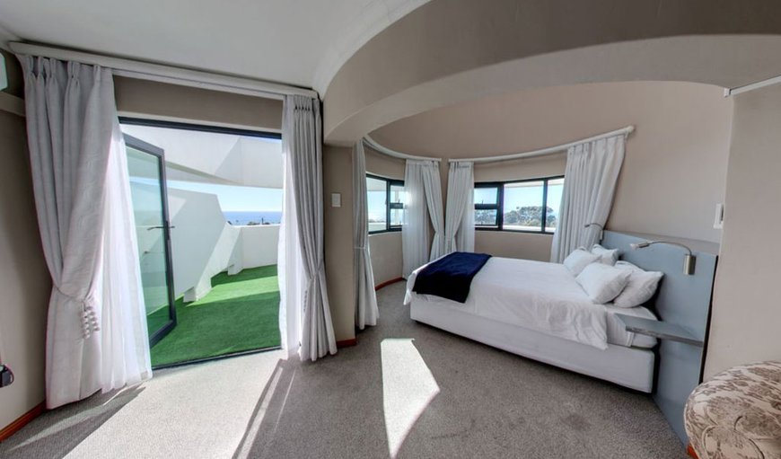 Honeymoon Room: Bedroom with a double bed