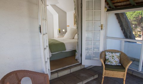 Standard Double Bed upstairs: Private patio on Room 1