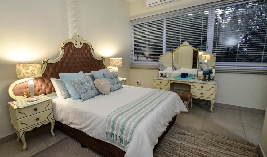 Peaceful: Peaceful - Bedroom with a queen size bed