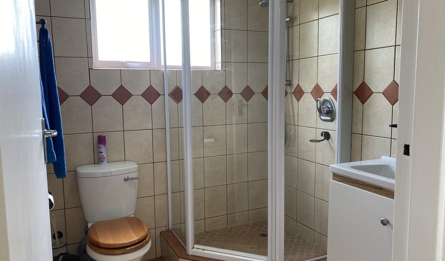 Protea: Protea bathroom 1