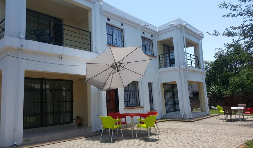 Fully equipped & furnished Three Bedroom Double Storey Flat: Welcome to Thula Du Estate.