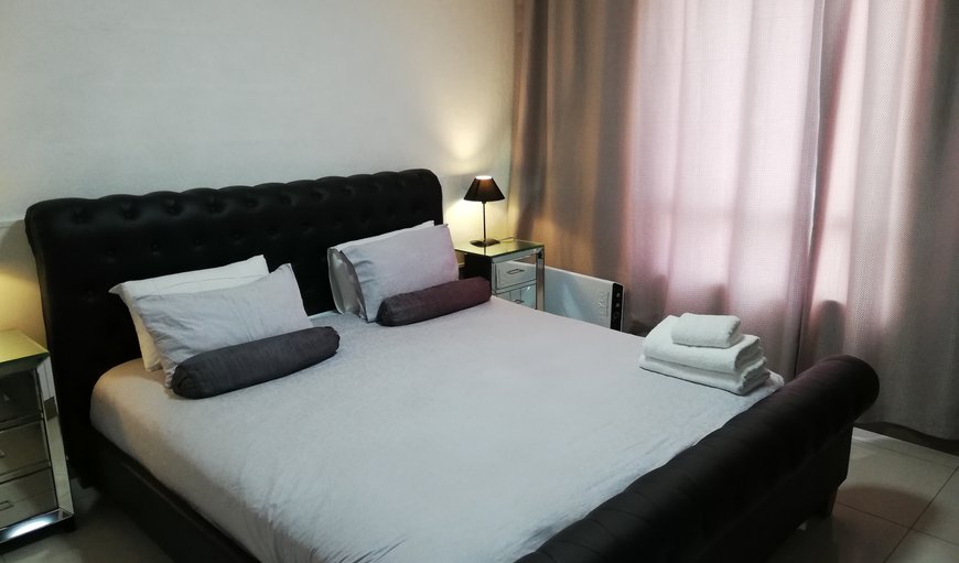 2 Bedroom Self Catering Apartment: The main bedroom is furnished with a king size bed