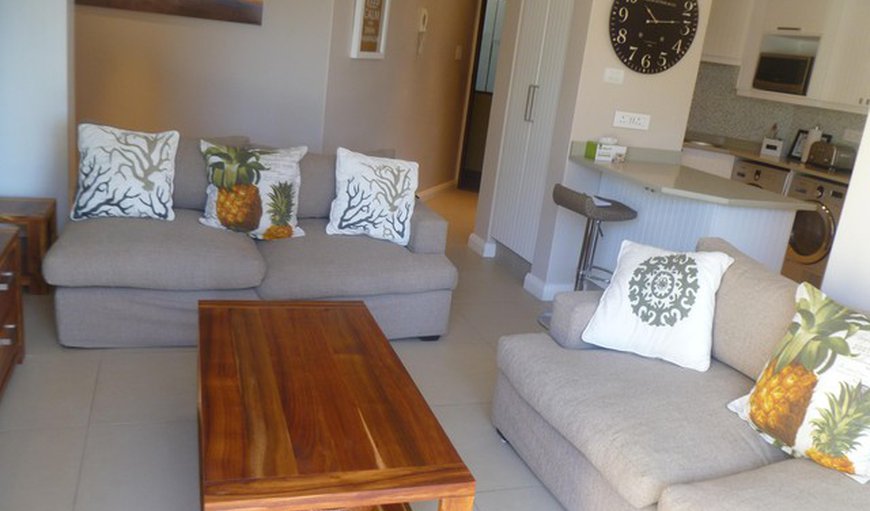 3 Bedroom Self Catering Apartment : Lounge Area