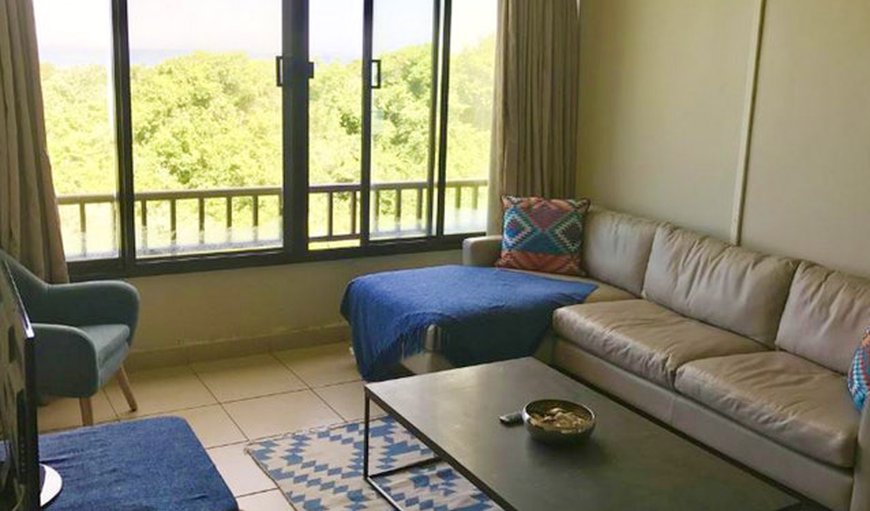 2 Bedroom Self Catering Apartment : Unit Lounge