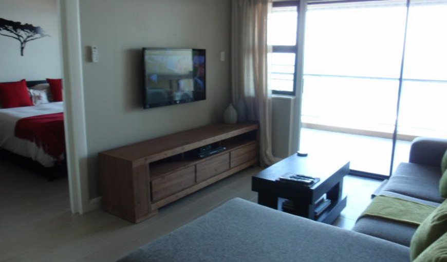 2 Bedroom Self Catering Apartment : Open Plan lounge