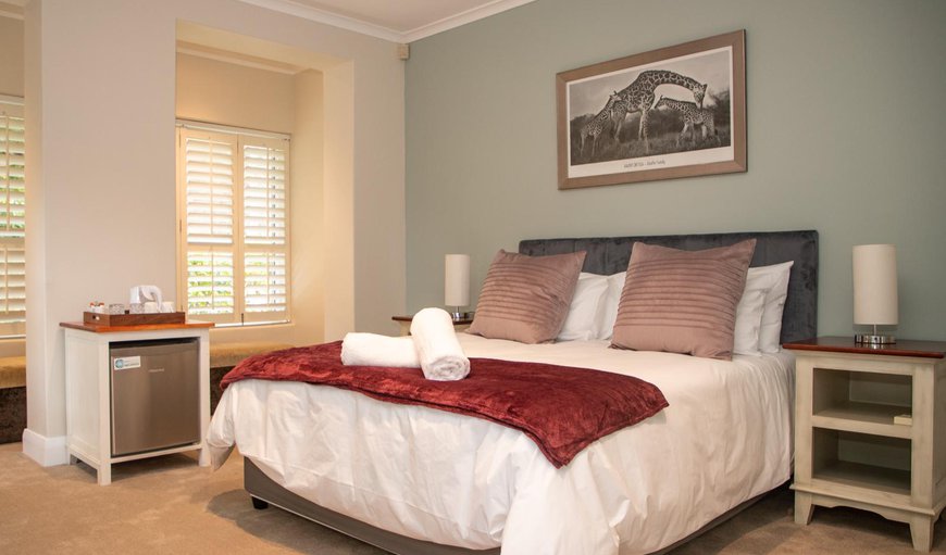 The Oak Room: Bed