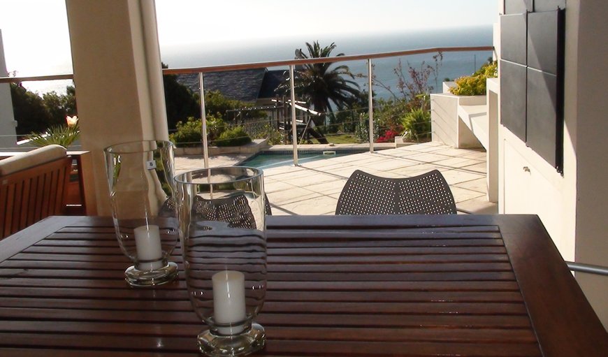 Camps Bay House: Outside Seating Area