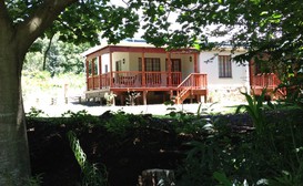 Laragh-on-Hogsback Cottages image