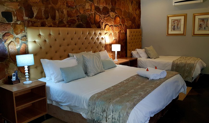 Room 10 Double Bedroom/Bath & Shower A/c: Room 10