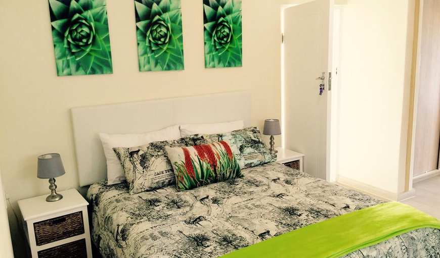 African Beach Suite: African Beach Suite bedroom queen size bed.