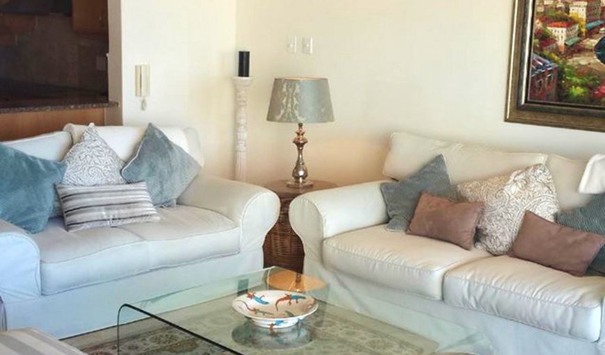 2 Bedroom Self Catering Apartment : Lounge Area