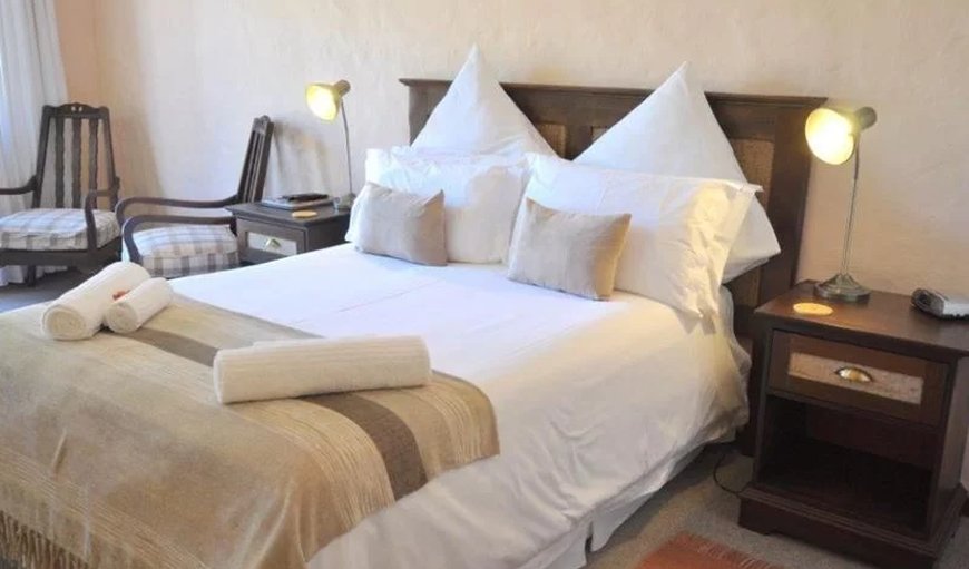 Reine: Reina room with double bed.