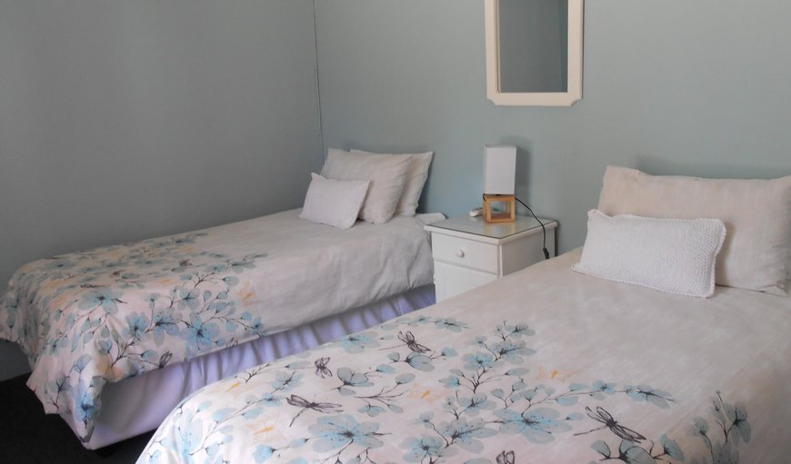 Self-catering Family Unit - Two Bedrooms: Familythyme bedroom 2