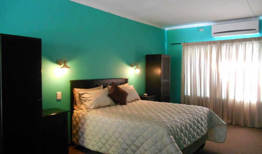 Self-catering units - Queen Bed : Jade