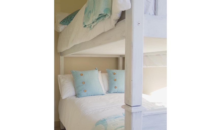 One Bedroom Apartment: Bunk Beds