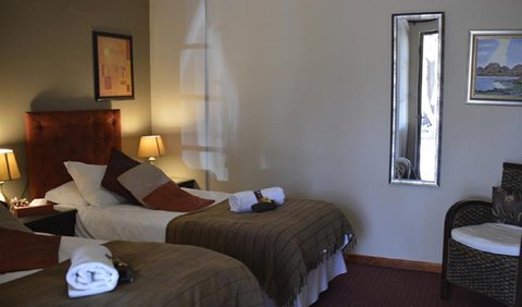 Travelers Dream - Twin Room: Photo of the whole room