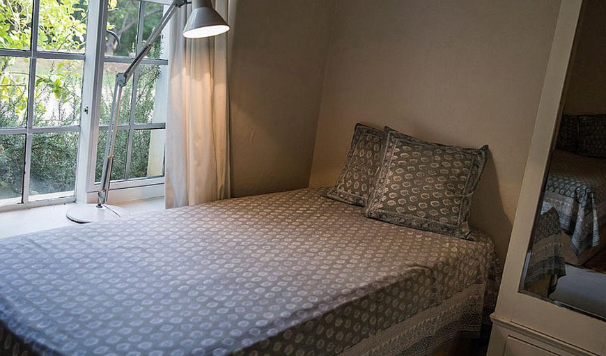 Olive Thrush Cottage: Bedroom