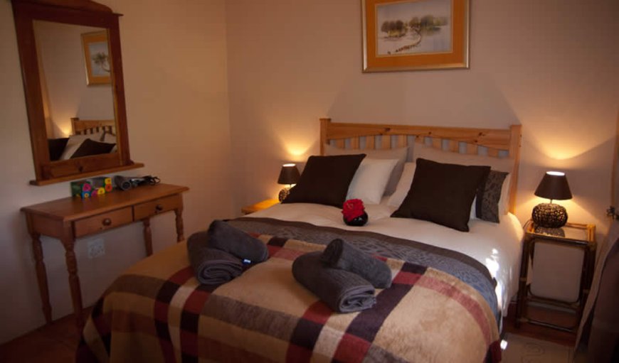 Self-Catering Cottage: Bedroom 2
