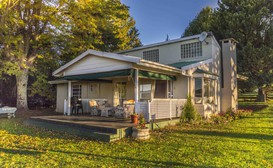 Valley View Cottage image