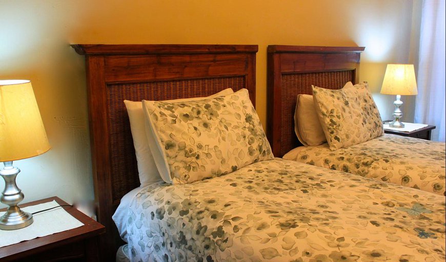 [2] Single beds en-suite: Twin En-suite Room