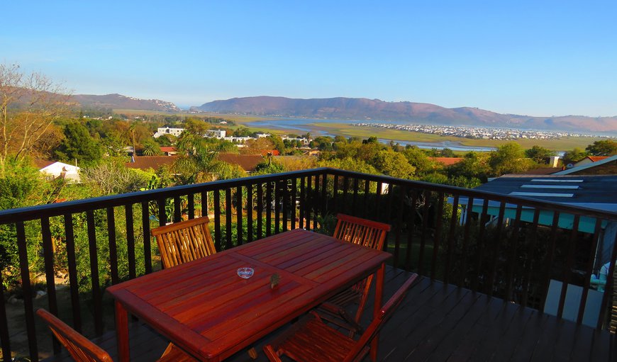 "Heads Up" Self Catering Aparment: View to Knysna Heads from balcony of Heads Up