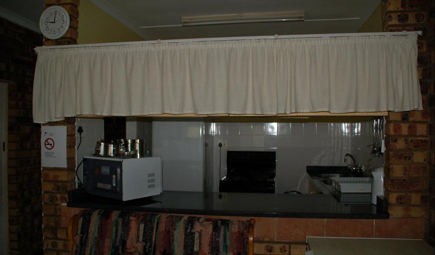 One Bedroom, Self Catering Flats: Kitchen
