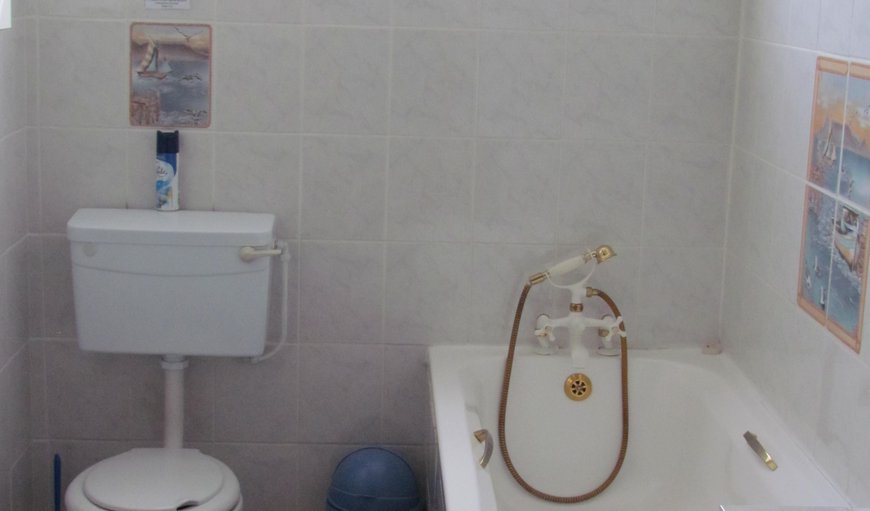 Room 1: Bathroom 1