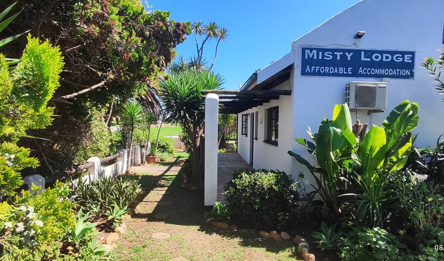 Welcome to Misty Lodge in Wavecrest, Jeffreys Bay, Eastern Cape, South Africa