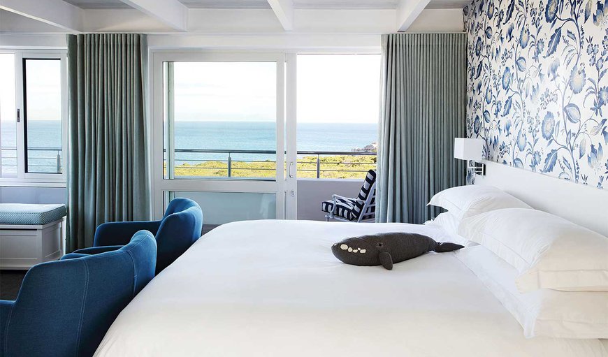 Superior Sea View Room: The Superior Sea View Rooms are located on the top floor and offer stunning sea views.The bedroom has an extra-length king-sized bed with en-suite