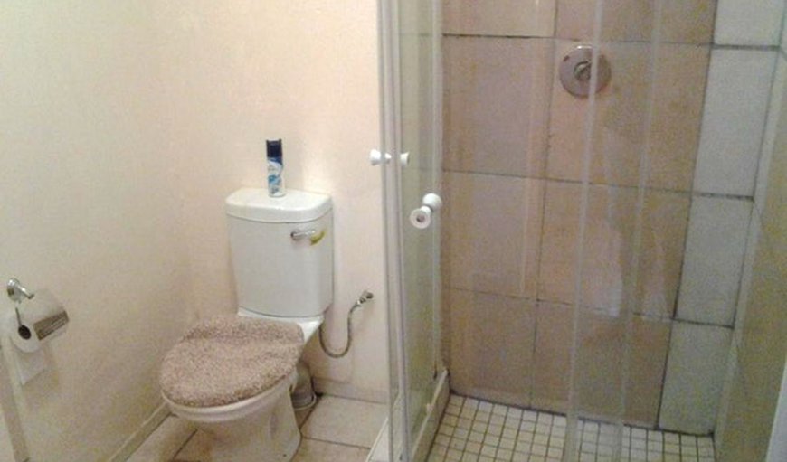 Two Bedroom Flatlet: Two Bedroom Flatlet Bathroom