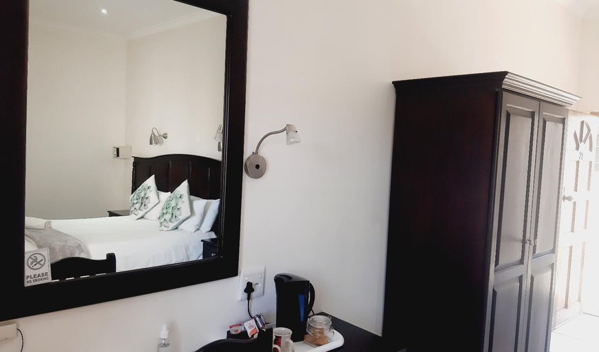 27 Deluxe Standard Double Room: The Bedroom