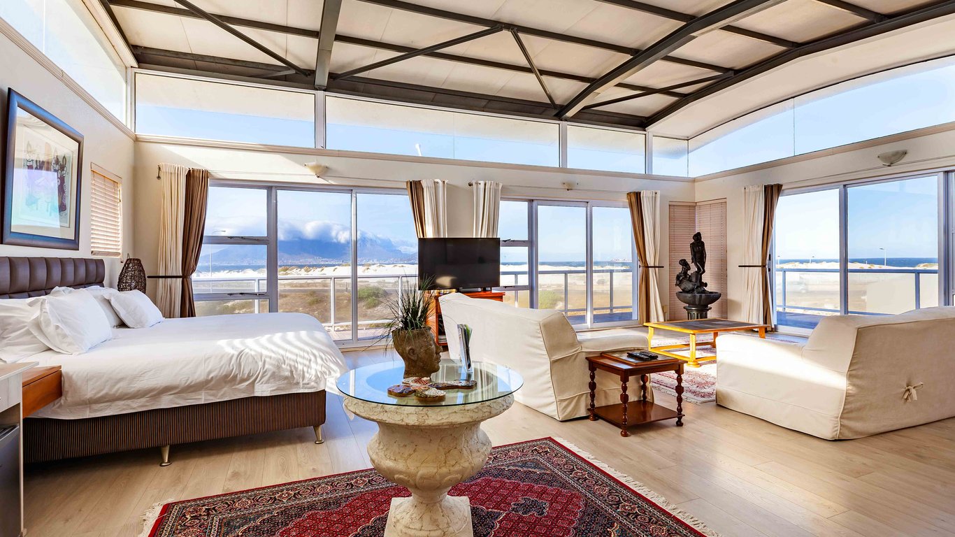 7th Wonder In Bloubergstrand Cape Town Best Price Guaranteed