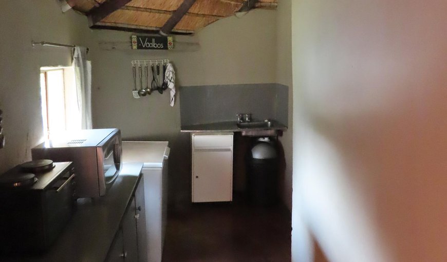 Laksman (4-Pax): Vaalbos Cottage Kitchen