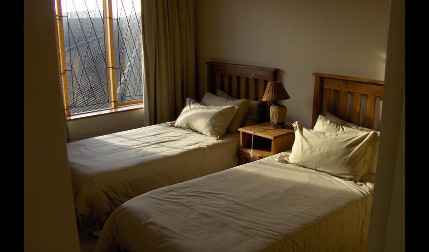 One Bedroom Unit: 1 Bedroom Unit with either twin single beds or a double bed.