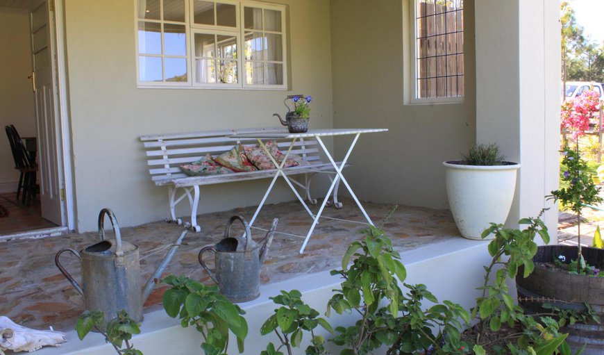 Cottages: Cottages with a patio.
