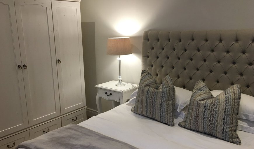 Self Catering Flat: Queen Bed